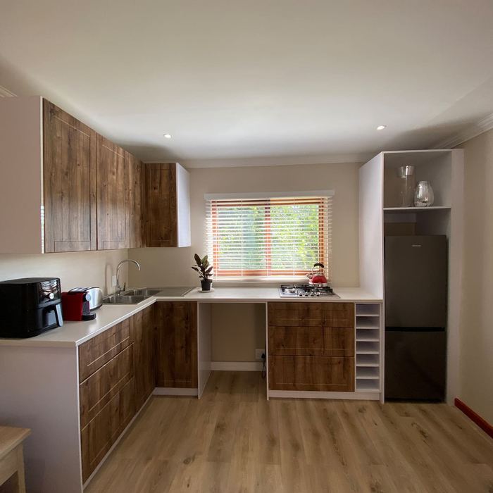 Garden Cabin kitchen